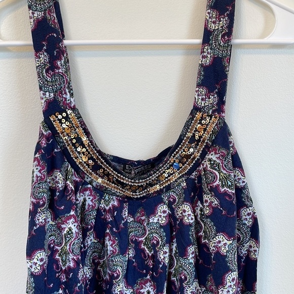 Express tank top - Picture 1 of 6